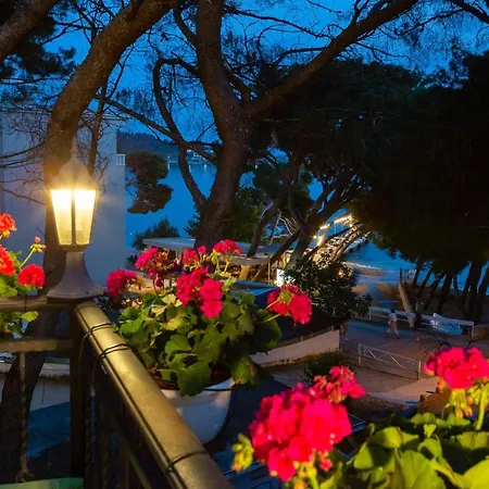 Beachfront Romy With Sauna アパート *