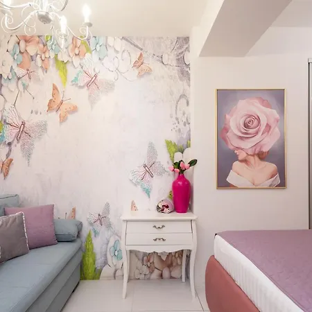 Beachfront Romy With Sauna * マカルスカ